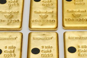 玄学预测:2025黄金走势分析