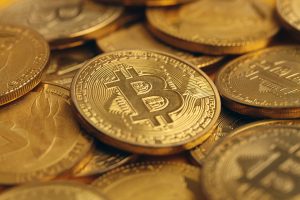 周易预测:2025比特币走势分析